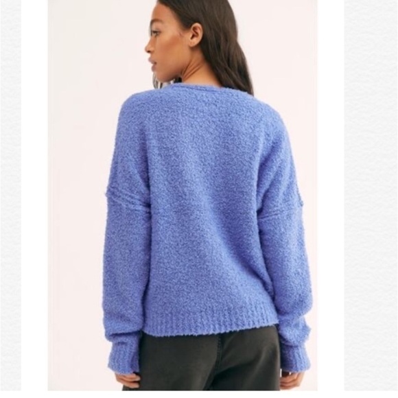 Free People V neck Slouchy Sweater size Small - Picture 2 of 9